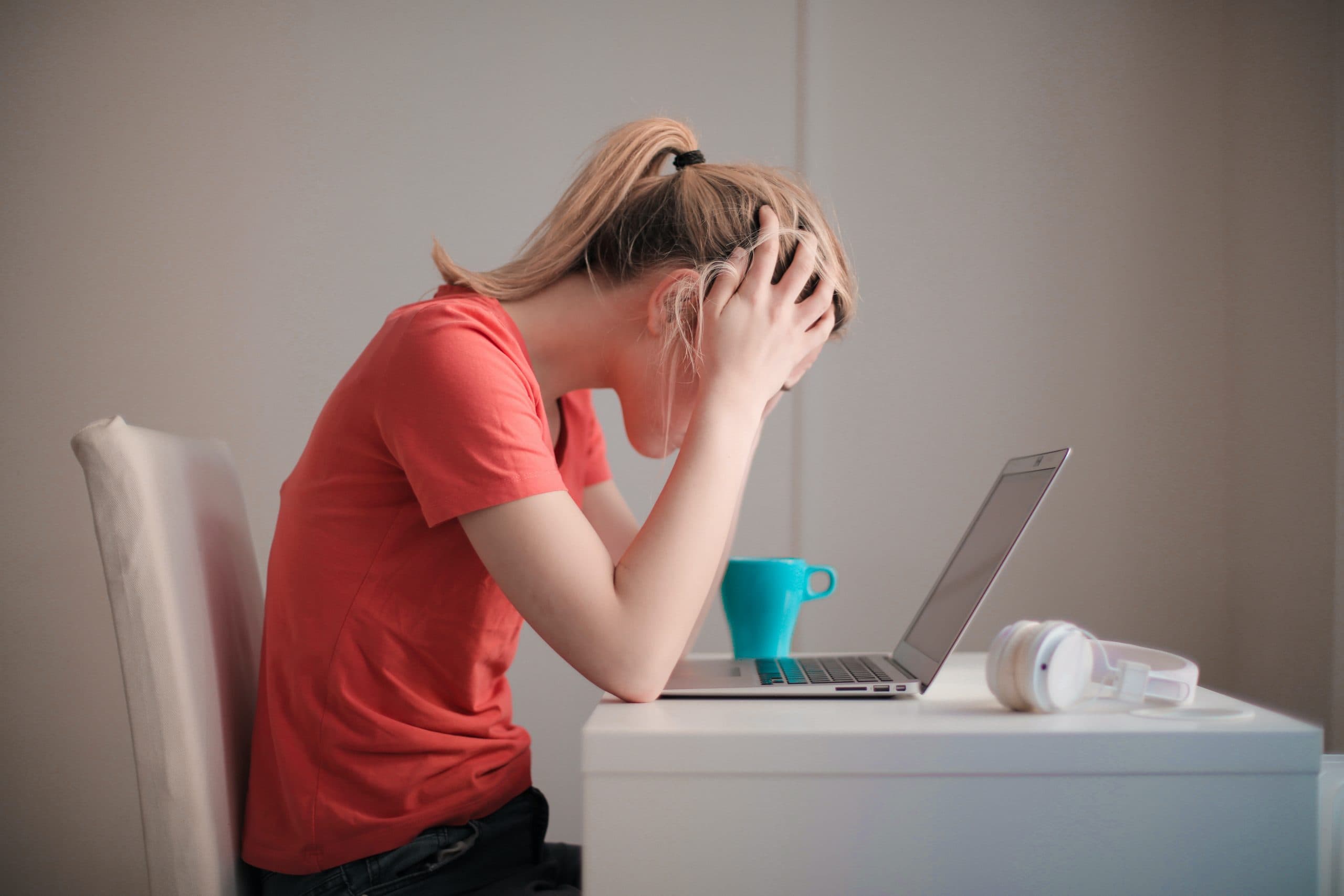 12 Signs Of Toxic Work Culture & How To Spot Them! 12 Signs Of Toxic Work Culture & How To Spot Them!